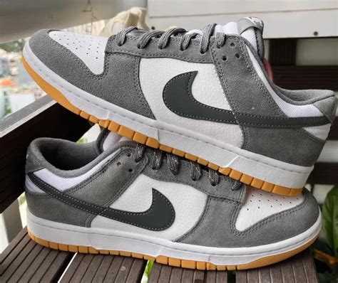 nike dunks grey|Mehr.